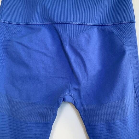 Gymshark Energy Seamless Cropped Leggings Size Medium High Rise Athleisure - Picture 14 of 14
